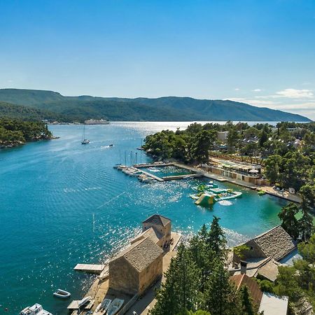 Valamar Amicor Resort สตารีกราด ภายนอก รูปภาพ
