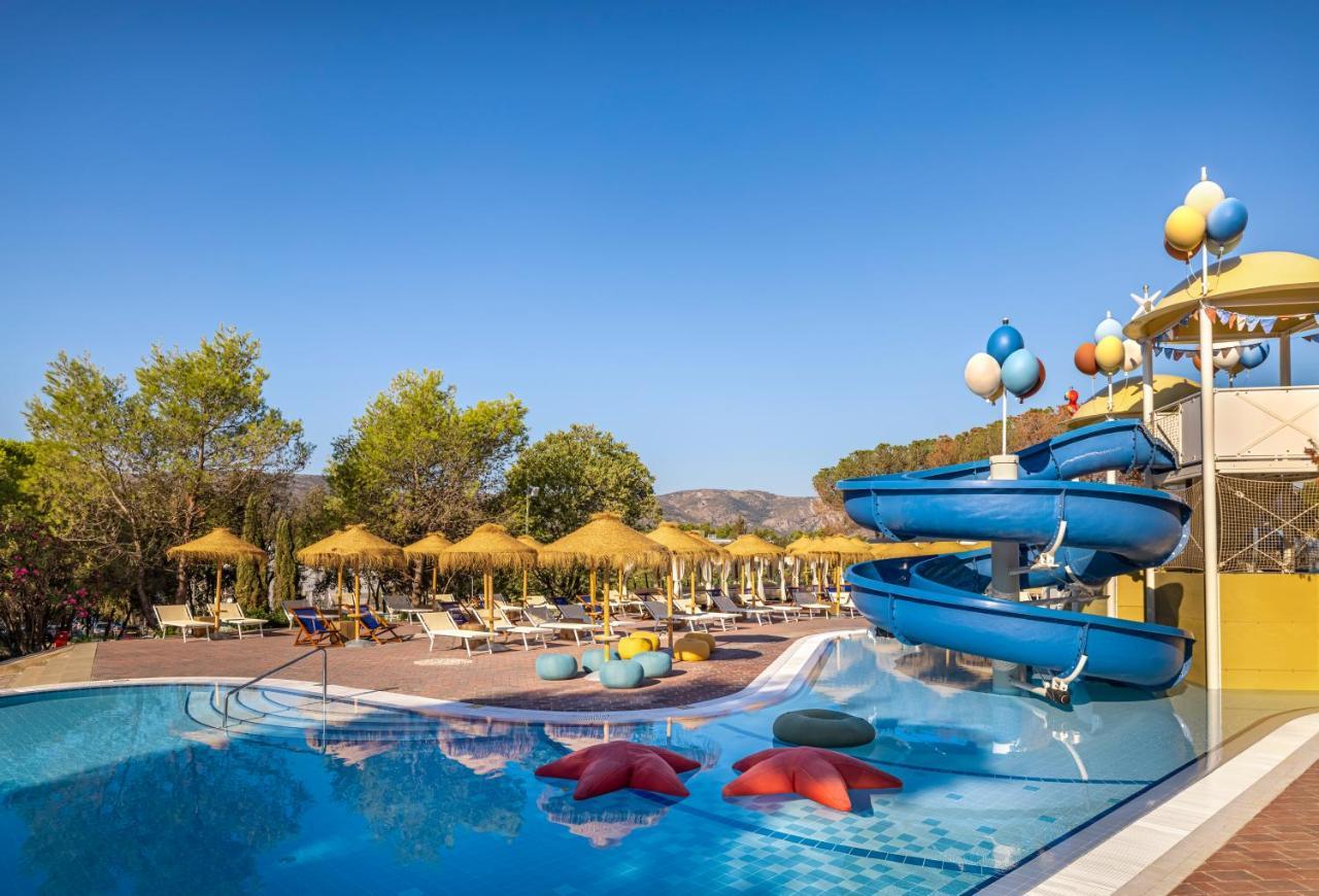 Valamar Amicor Resort สตารีกราด ภายนอก รูปภาพ