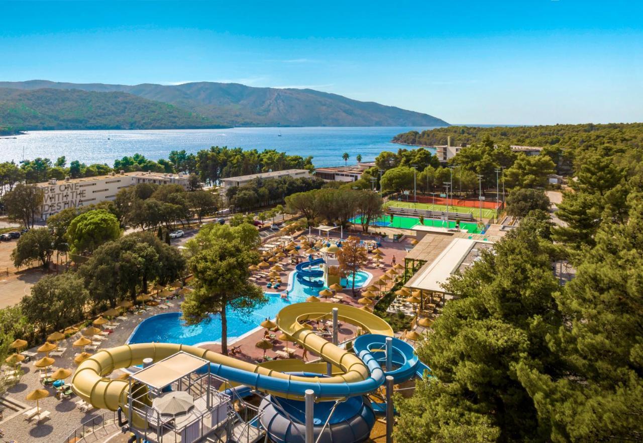 Valamar Amicor Resort สตารีกราด ภายนอก รูปภาพ