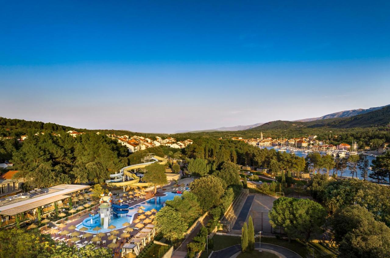 Valamar Amicor Resort สตารีกราด ภายนอก รูปภาพ