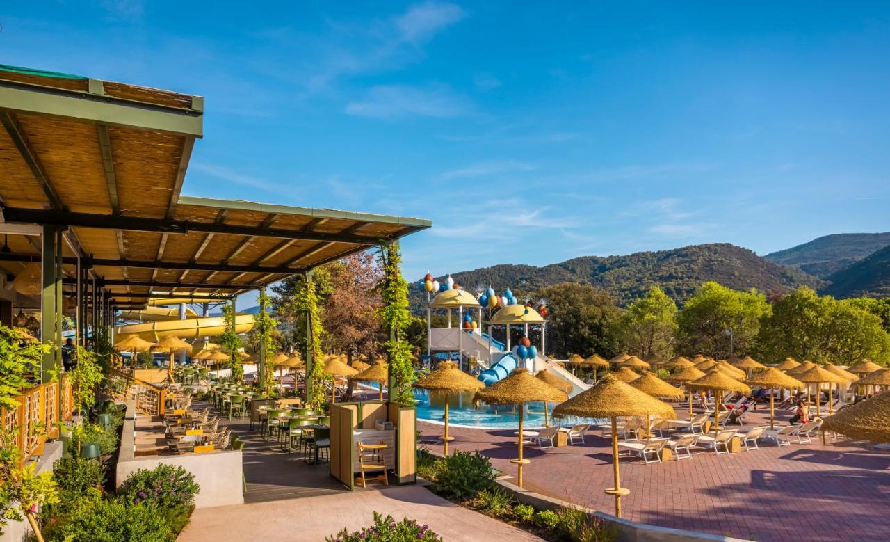 Valamar Amicor Resort สตารีกราด ภายนอก รูปภาพ