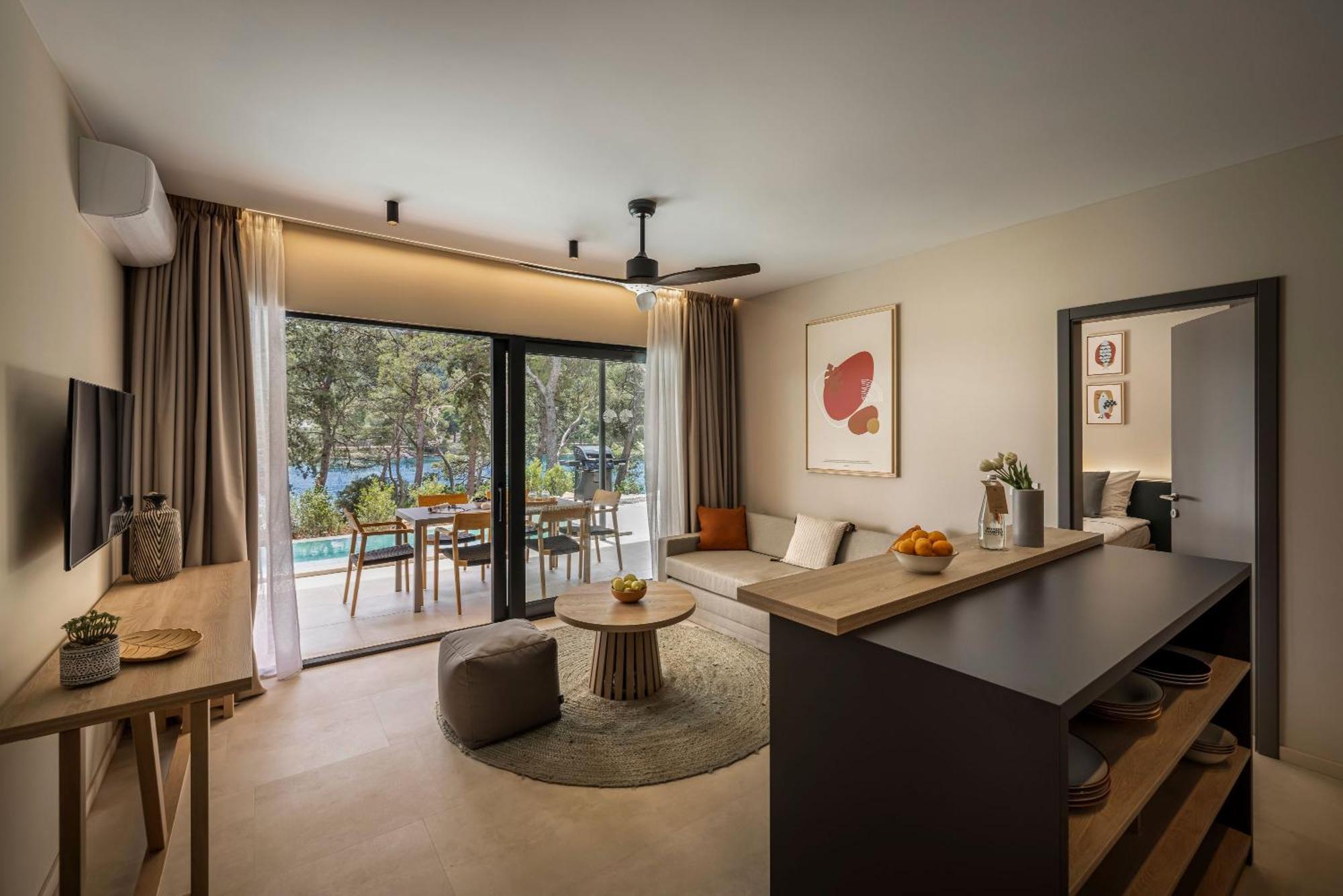 Valamar Amicor Resort สตารีกราด ภายนอก รูปภาพ